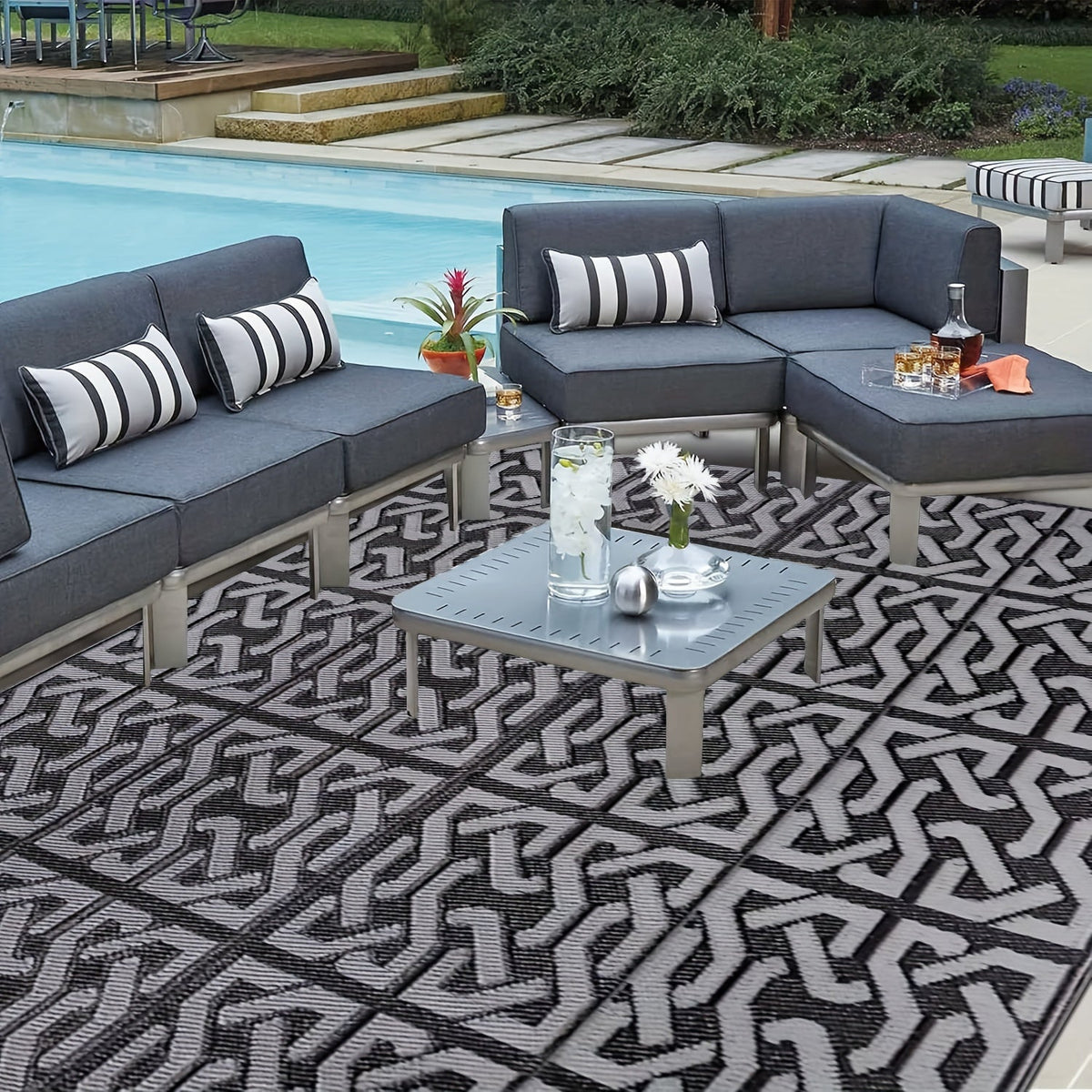Tegan Outdoor Rug - image 3