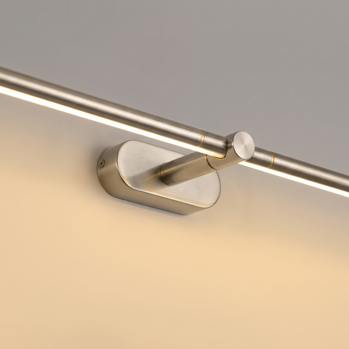 Aurelia Cordless LED Wall Lamp - pivot mount close-up