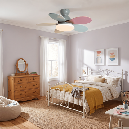 Flora petal ceiling fan in a bedroom