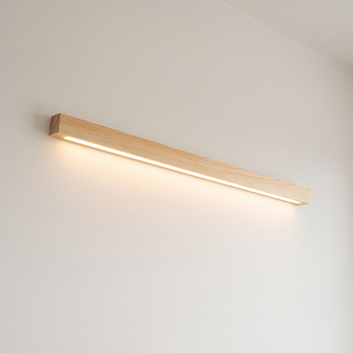 Alessio 80 cm natural wood, downward light