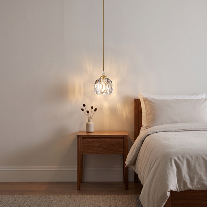 Ines crystal pendant – sparkling beside a bed